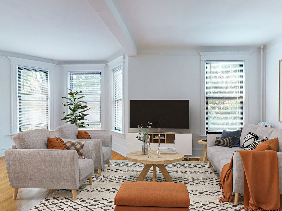 Dining/Living room