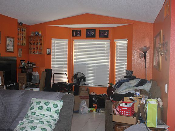 4th image of 44916 12th St E