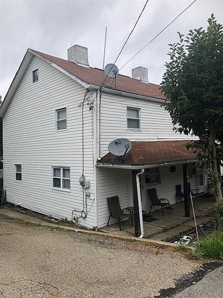 2nd image of 1205-1207 Streets Run Rd