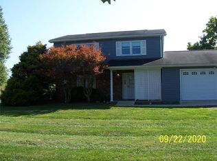 417 Ceylon Rd, Carmichaels, PA 15320