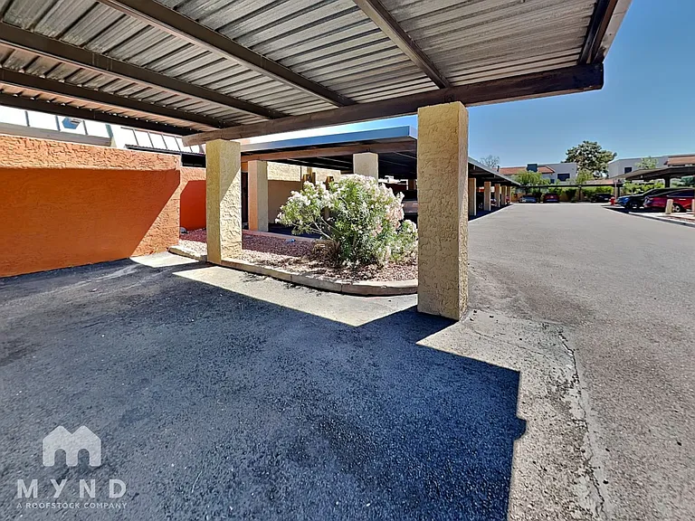 8343 N 59th Dr — Photo 18