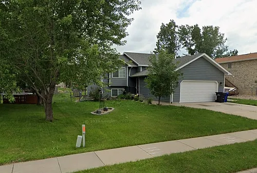 549 Hanover Dr Photo 1
