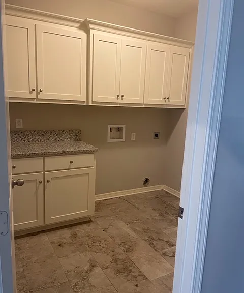 401 Myra Lynn Ln — Photo 6