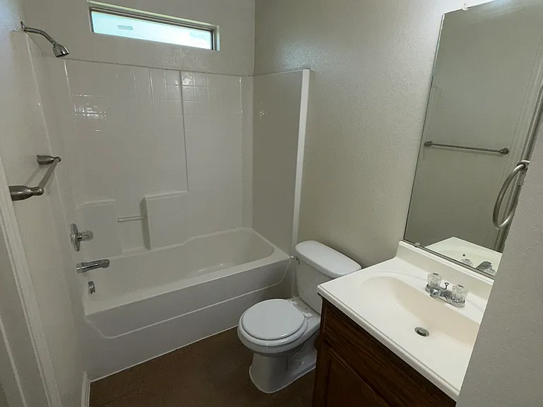 1118 S Martin Luther King Blvd #D — Photo 10