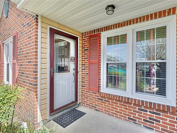 2nd image of 3538 Marvell Rd