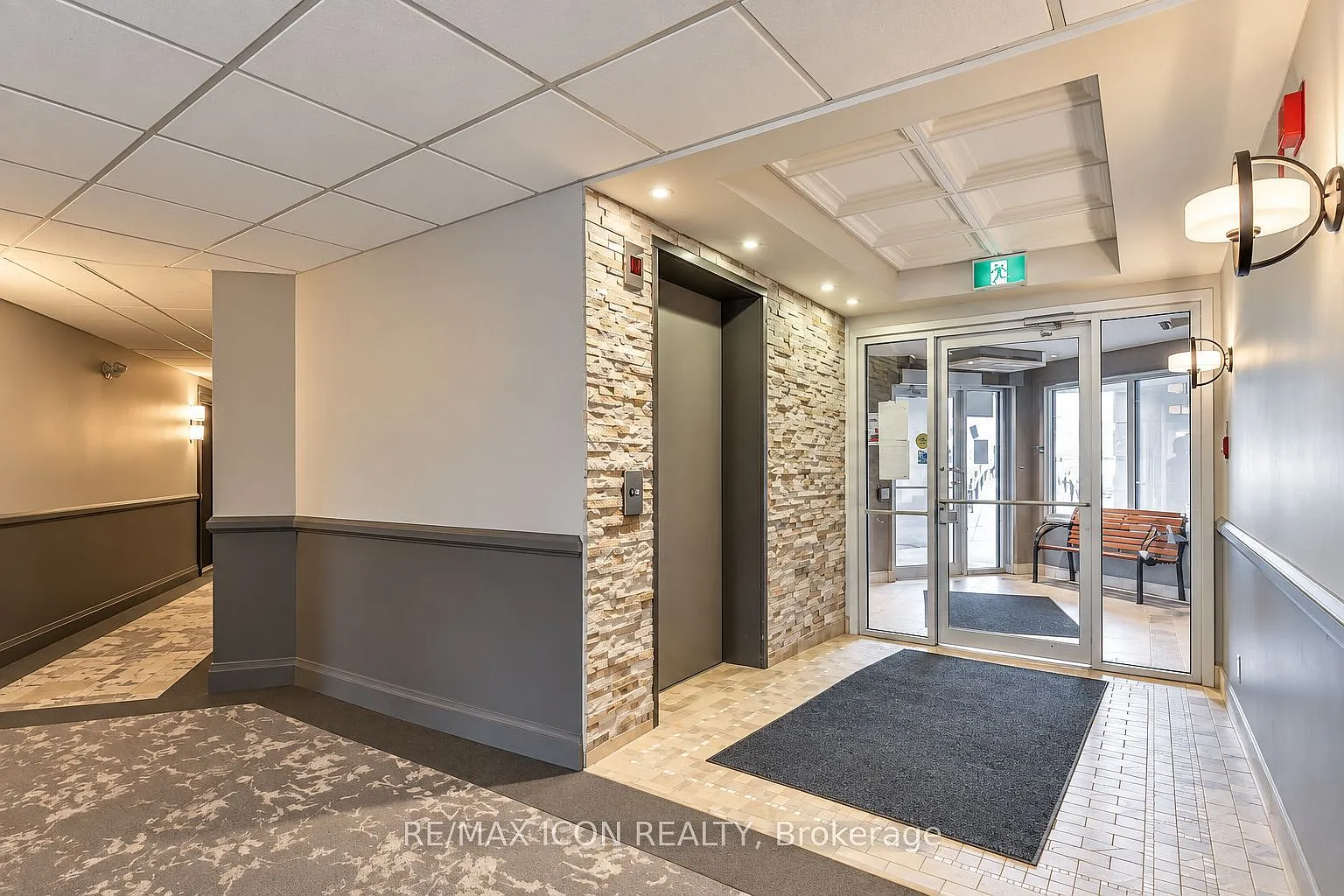 2 bed, $1,975 — Photo 2