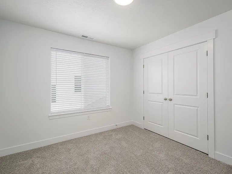 3935 W 1000 N — Photo 11