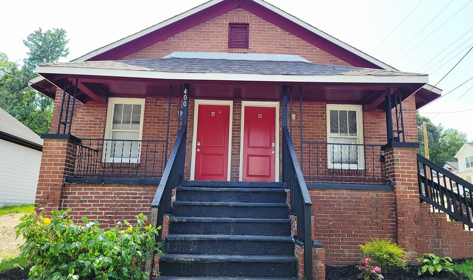 400 Walnut St Unit B — Photo 1