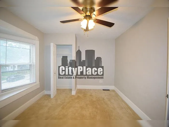 2862 Highland Pl — Photo 12