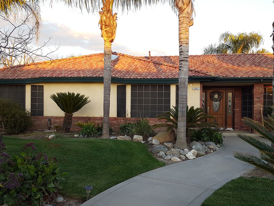 1st image of 3001 Aspen St