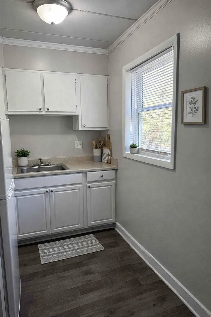Welcome to your new home at 6533 S Beulah Rd.! — Photo 3