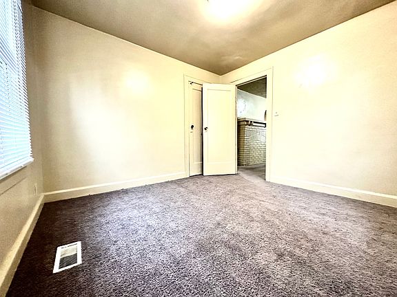 4th image of 1515 Lindley Ave