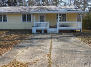 114 Clover Dr, Picayune, MS 39466