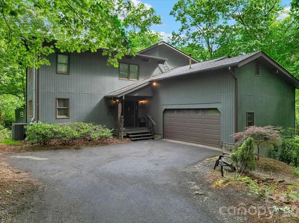 118 Little Bear Ln, Pisgah Forest, NC 28768