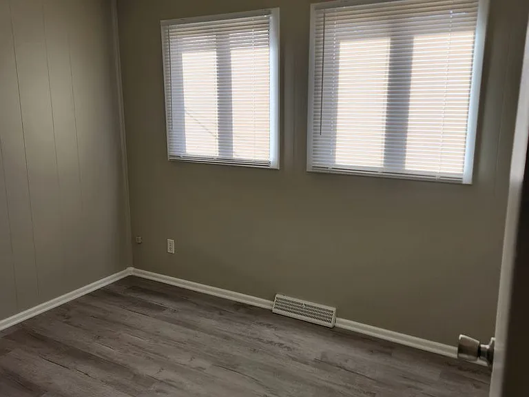 7625 Lafayette Ave — Photo 9