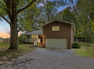 3166 Work Rd, Ravenna, OH 44266