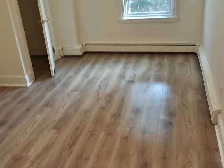 131 W 18th St #4 — Photo 11