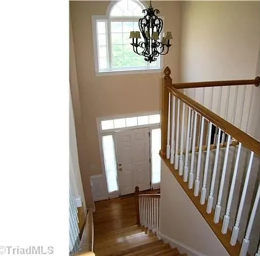 3410 Willow Wind Dr — Photo 2