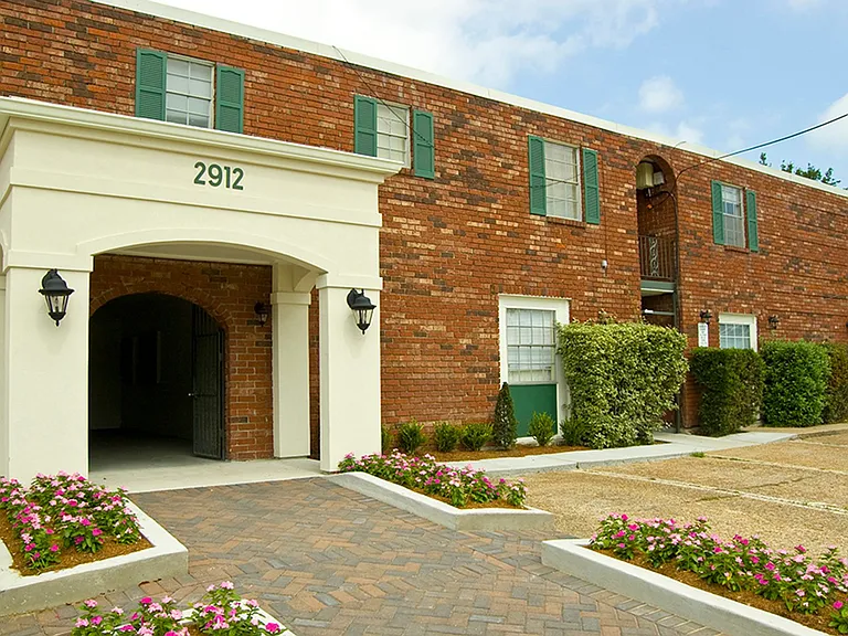 2912 Metairie Ct — Photo 15