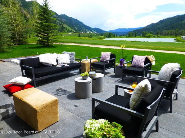 14275 S Leader Ln, Jackson, WY 83001