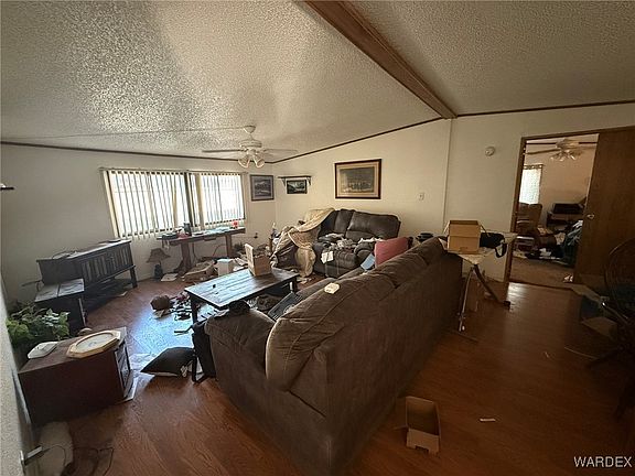 5th image of 896 Glen Drive