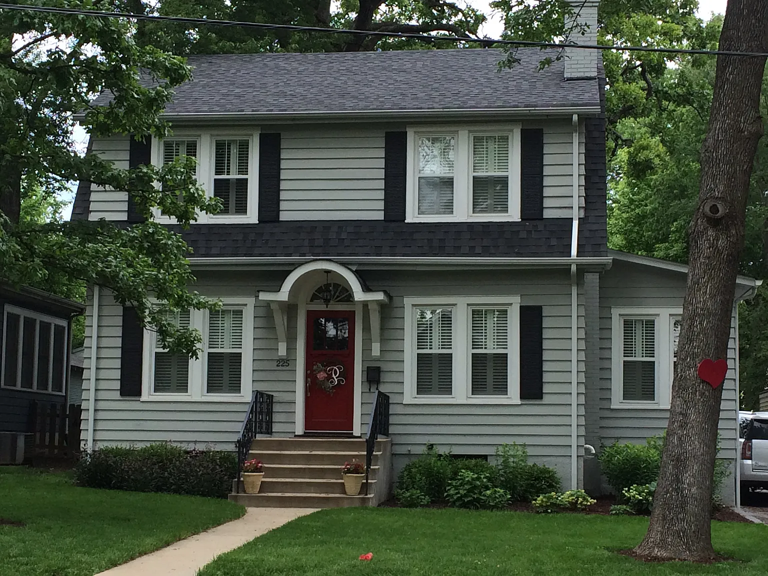225 Baker Ave photo 1