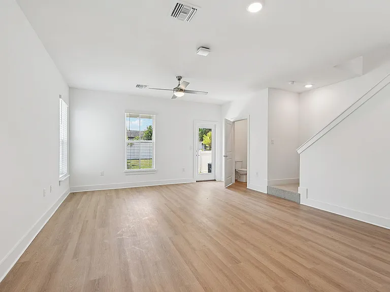 73-web-or-mls-unit 3746-007