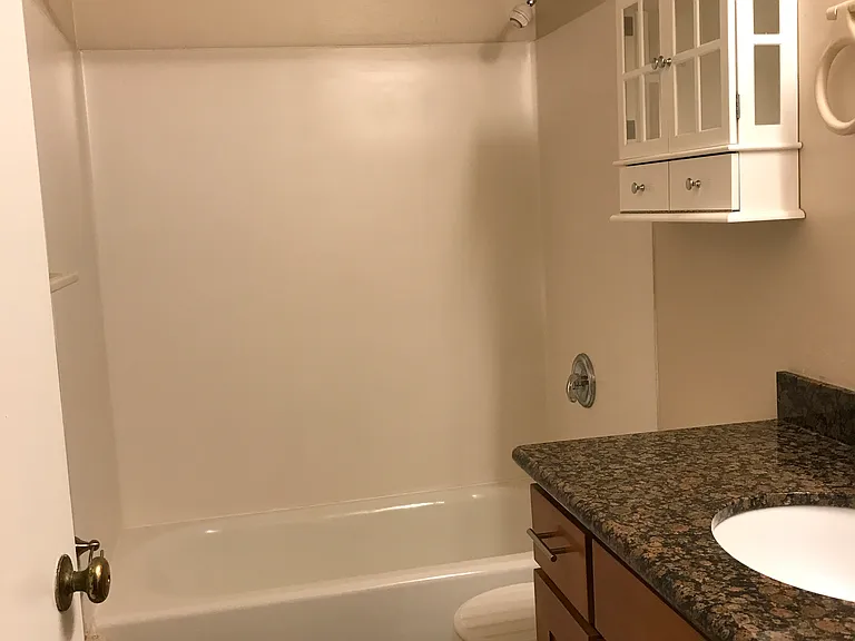 5243 22nd Ave NE #6 — Photo 11