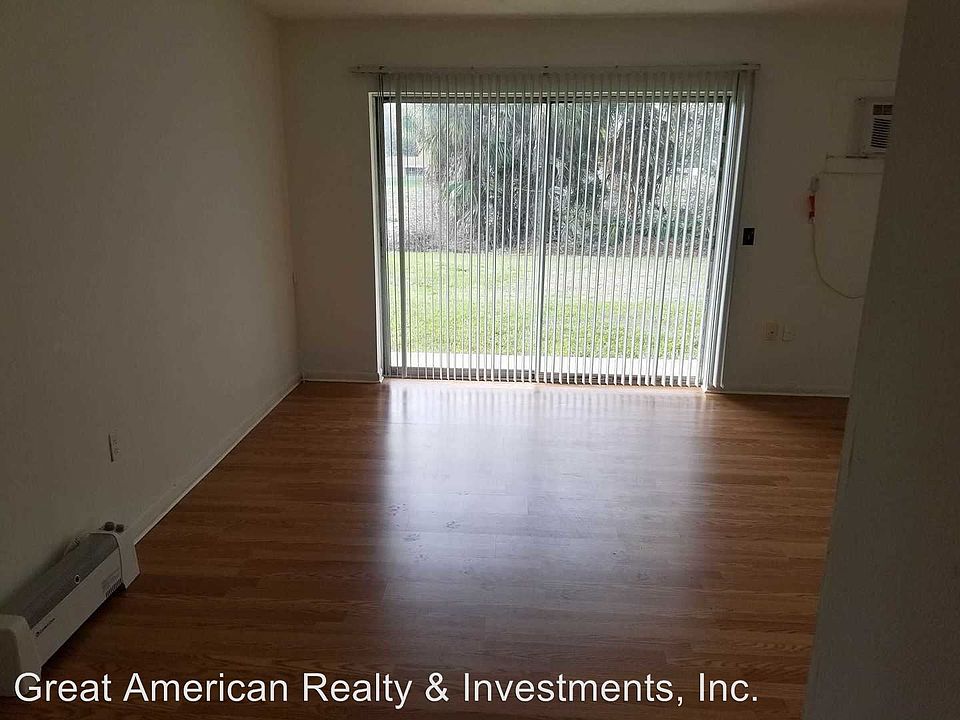 2nd image of 104 S Golf Harbor Path APT 5