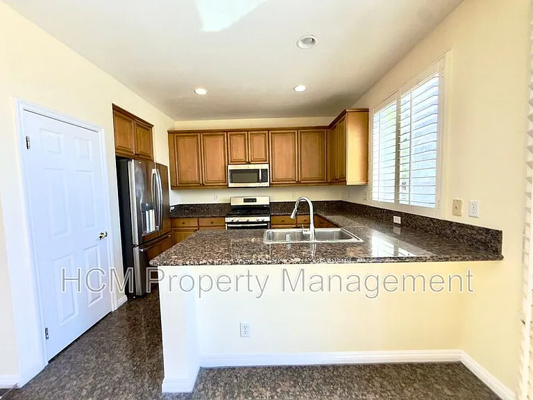 31 Calle Alamitos — Photo 6
