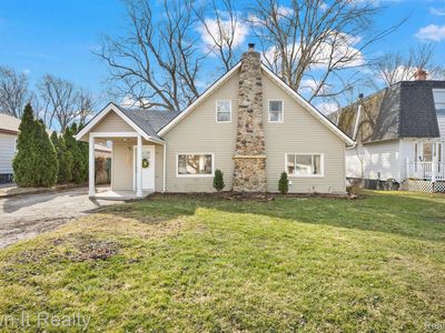 469 Lakeside Dr, Waterford, MI, 48328