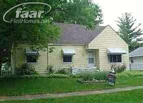1st image of 1363 McEwen St