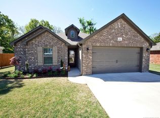 430 Talley Dr, Tahlequah, OK 74464
