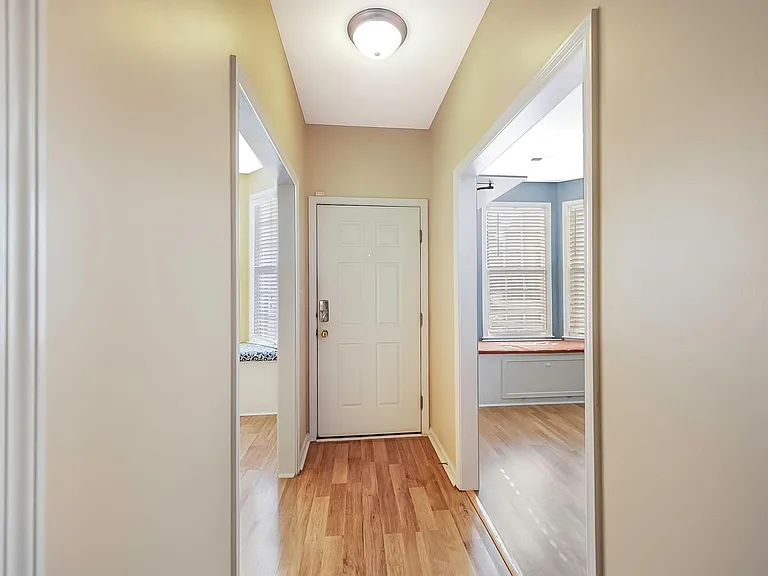 5602 Slide Rock Ln — Photo 2