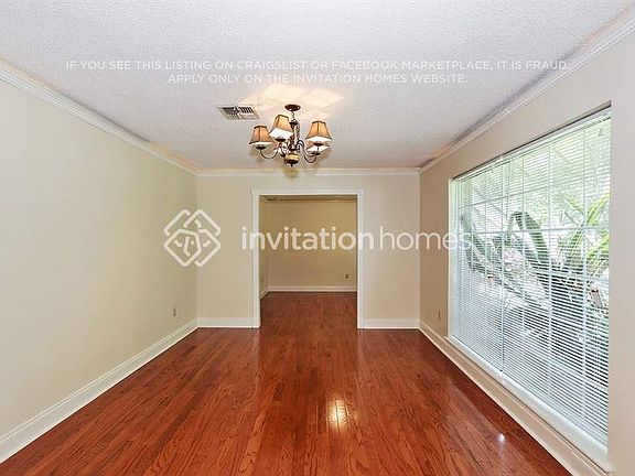 2nd image of 5915 Lodge Creek Dr