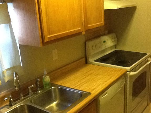 3rd image of 401 E Miller St #A