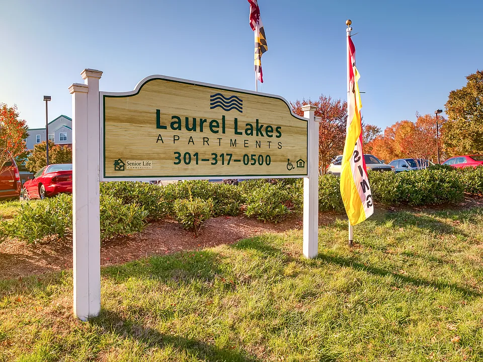 Laurel Lakes 55+ Active Senior Apartments