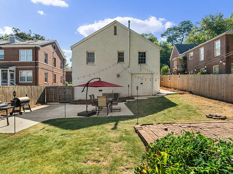 1261 Owsley Ave — Photo 21