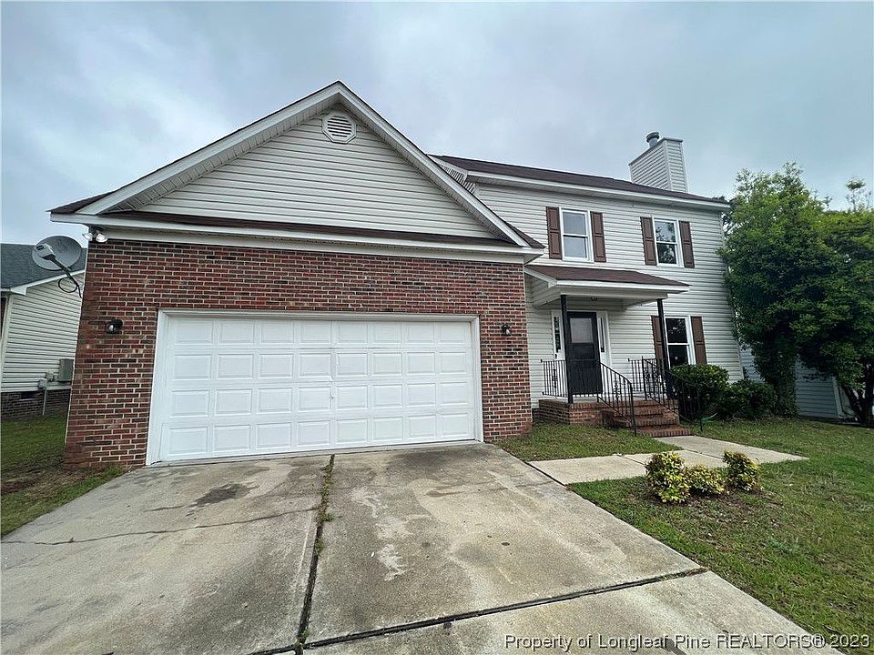 1st image of 821 Connaly Dr