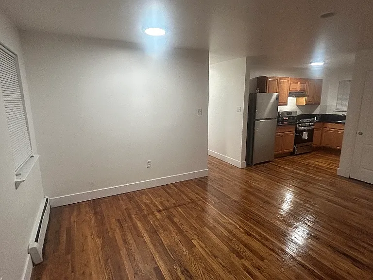 2342 Brookhaven Ave #3 — Photo 3