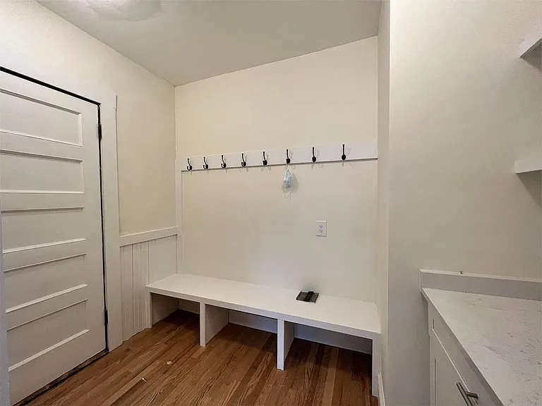 269 Huron Ave #8 — Photo 19