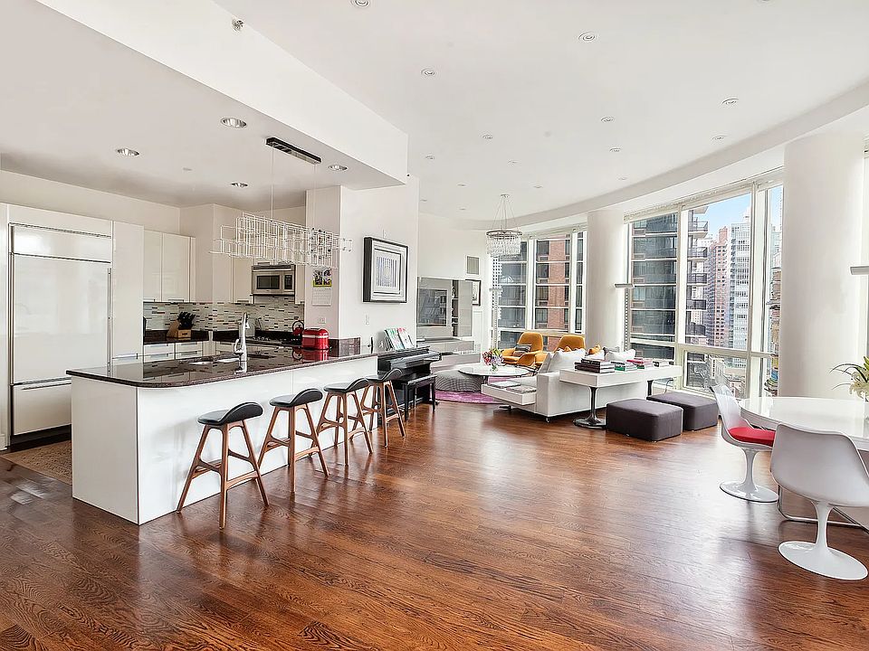 1st image of 250 E 49th St APT 15CD