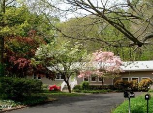 7 Toilsome Ave, Norwalk, CT 06851