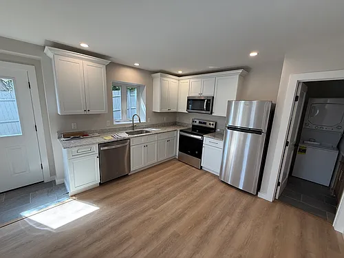 118 Eastern Ave #3 Photo 1