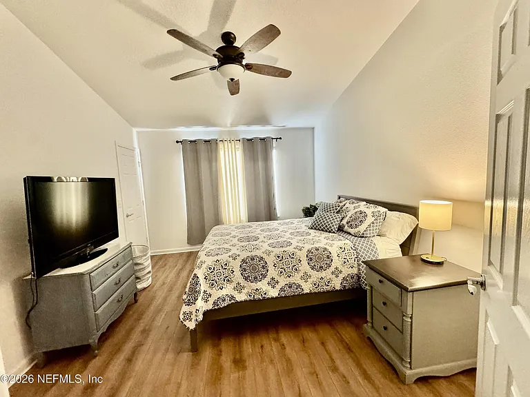 6789 Roundleaf Dr — Photo 13