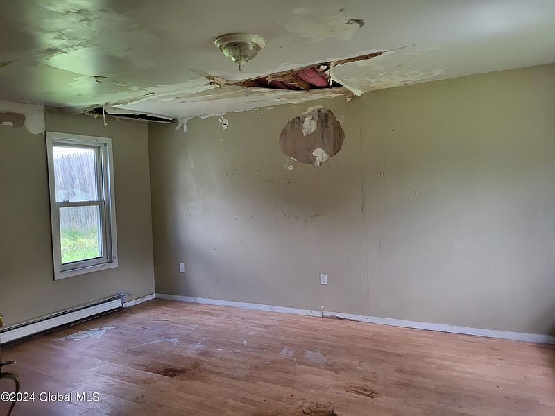 5th image of 41 Northern Drive