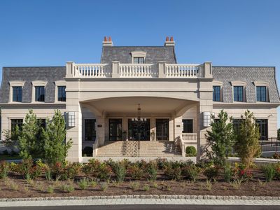 3000 Royal Ct UNIT 3207, North Hills, NY, 11040