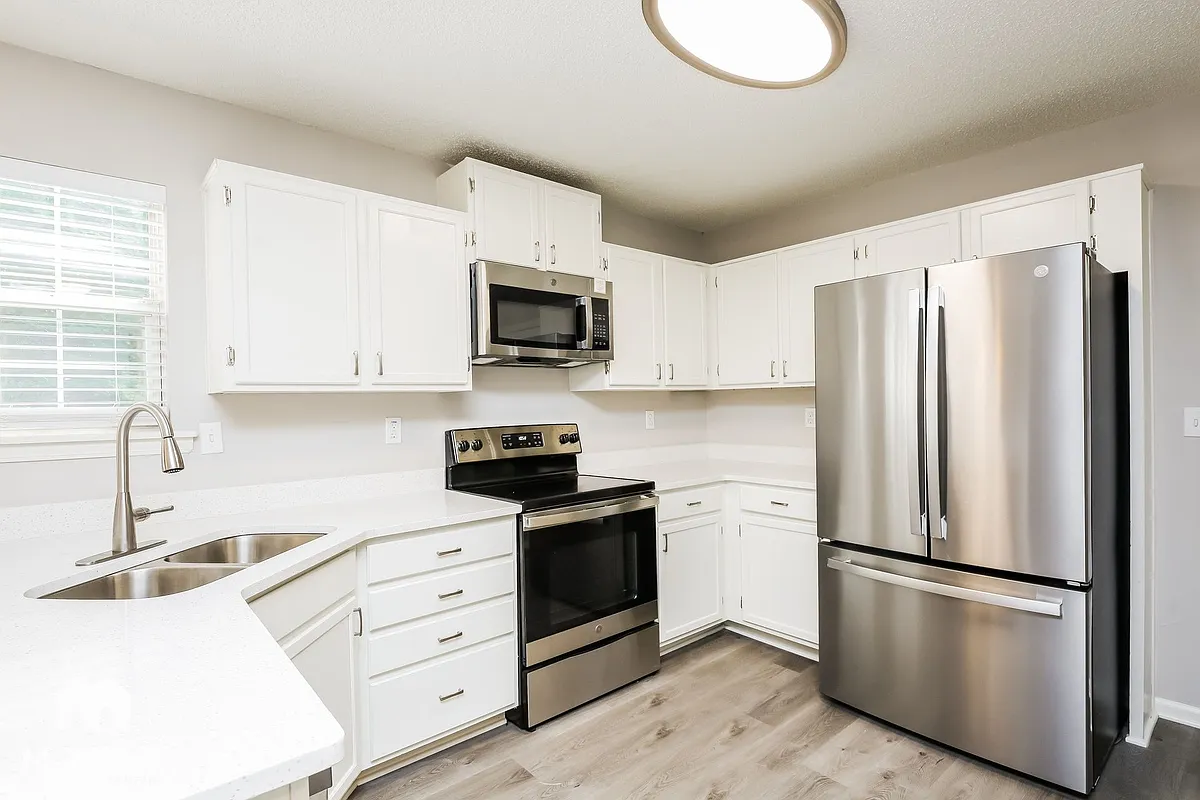 Building Photo - 707 Denver Ct