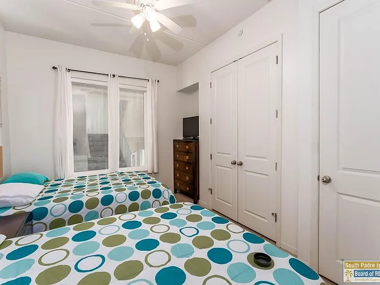 5909 Padre Blvd #201 — Photo 22