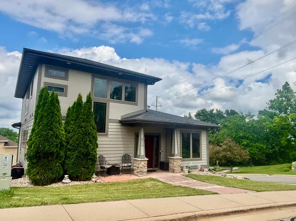6710 S Chickahauk Trl, Middleton, WI 53562